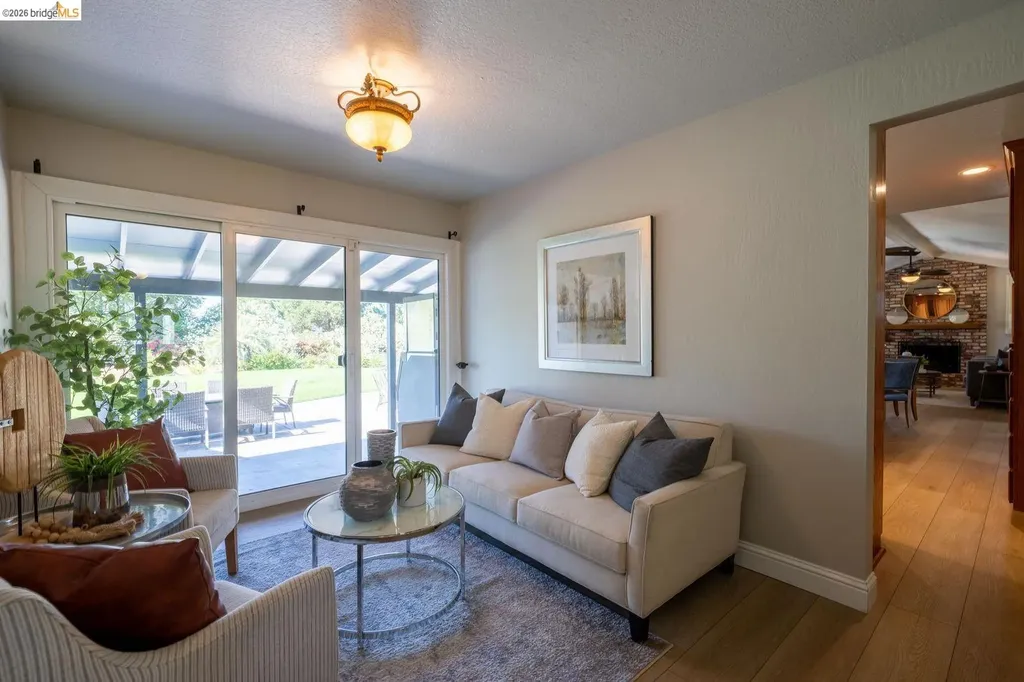147 Loren Lane Oakley CA 94561