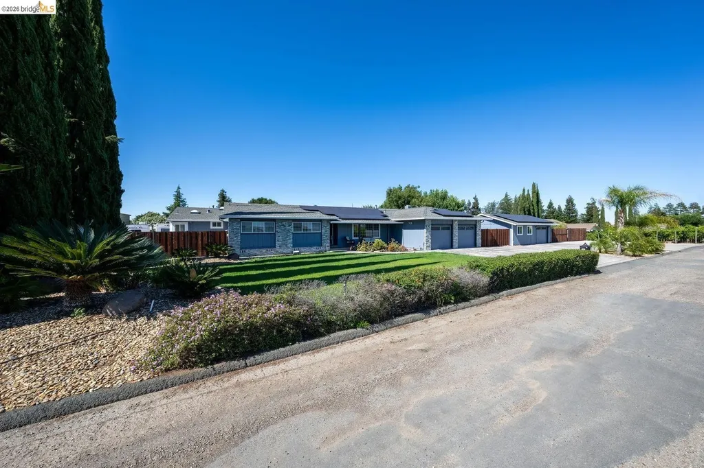 147 Loren Lane Oakley CA 94561