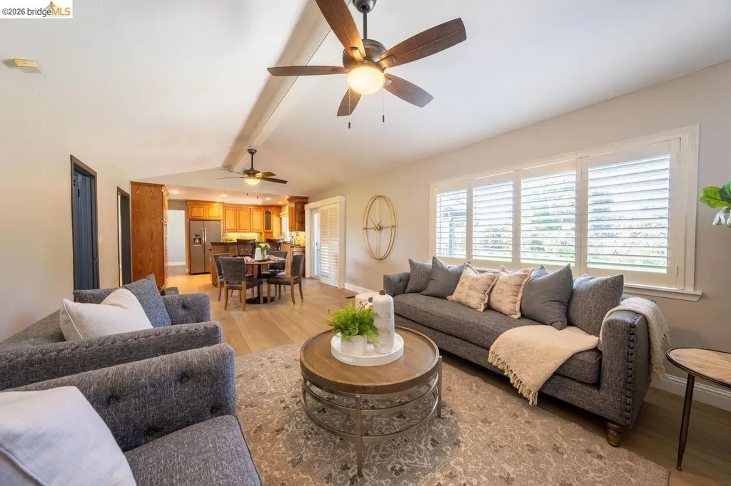 147 Loren Lane Oakley CA 94561