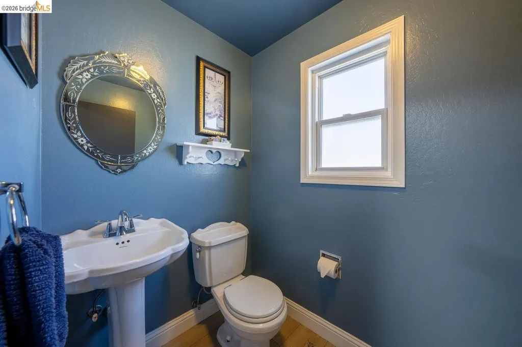 147 Loren Lane Oakley CA 94561