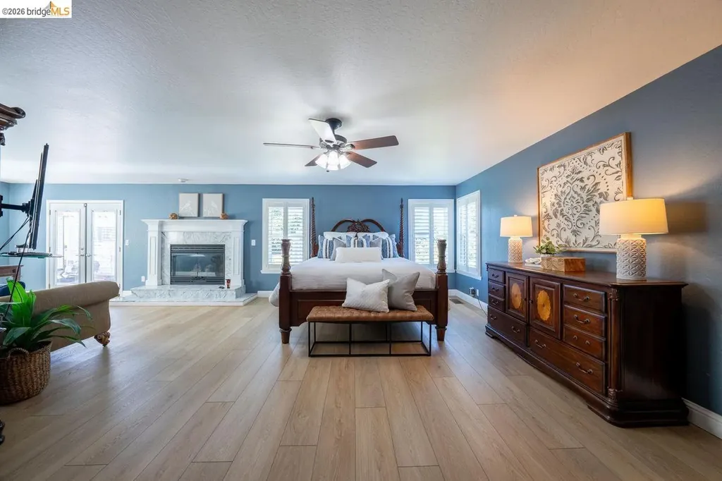 147 Loren Lane Oakley CA 94561