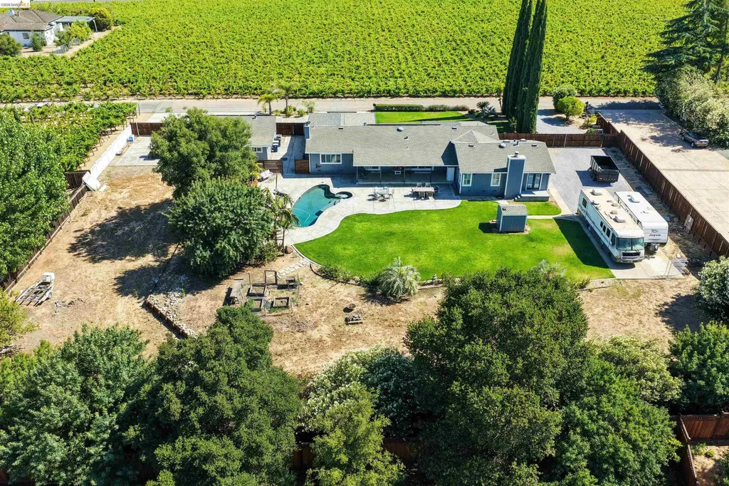 147 Loren Lane Oakley CA 94561