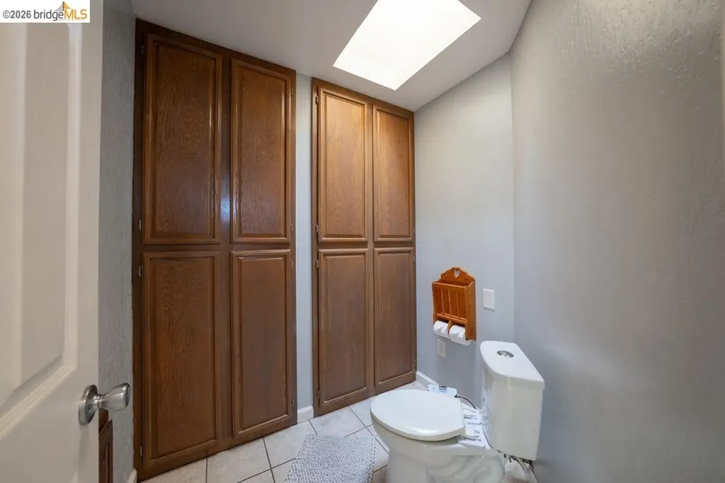 147 Loren Lane Oakley CA 94561