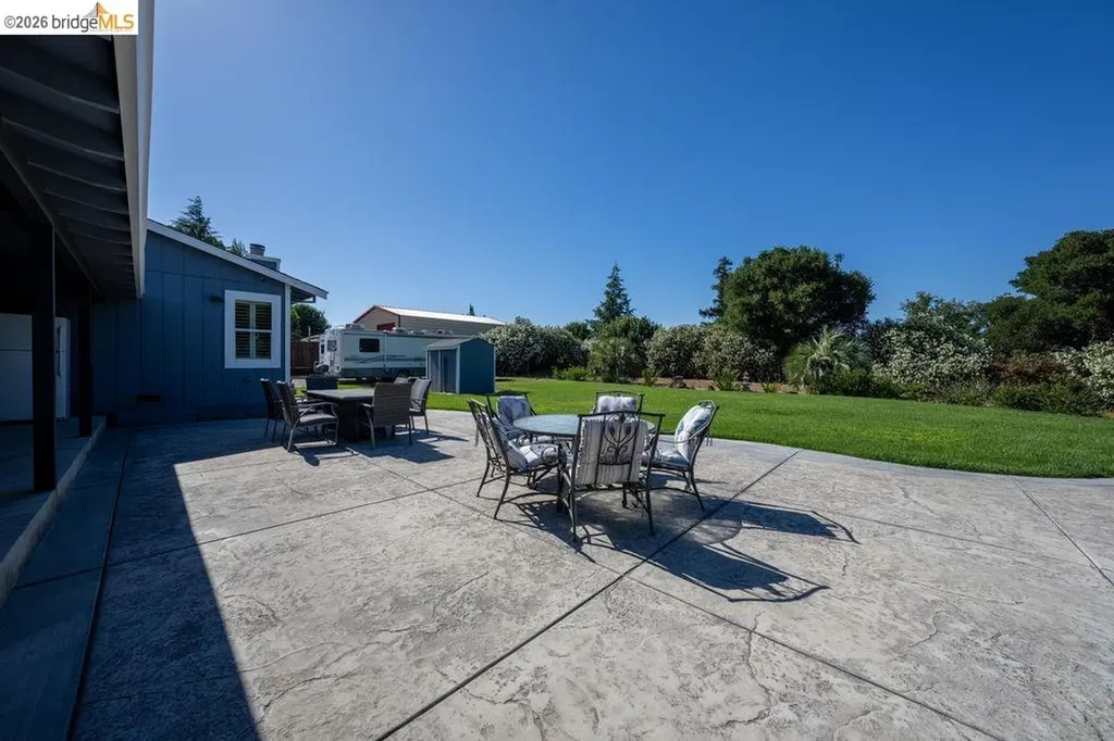 147 Loren Lane Oakley CA 94561