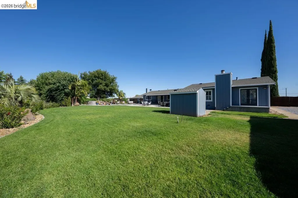 147 Loren Lane Oakley CA 94561