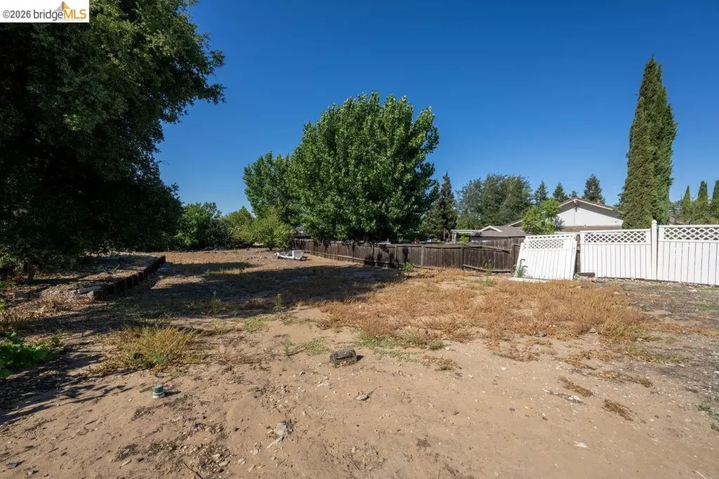 147 Loren Lane Oakley CA 94561