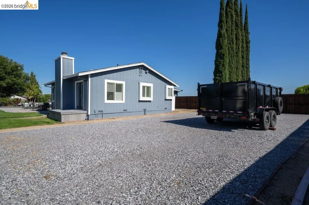 147 Loren Lane Oakley CA 94561