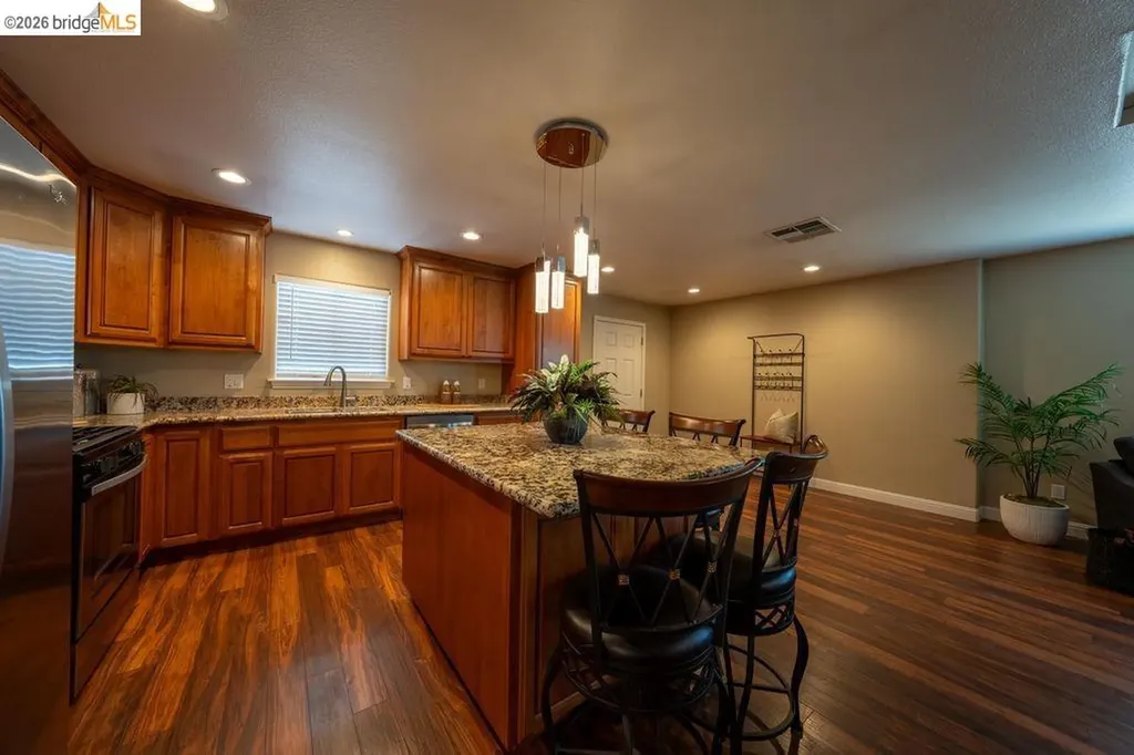 147 Loren Lane Oakley CA 94561