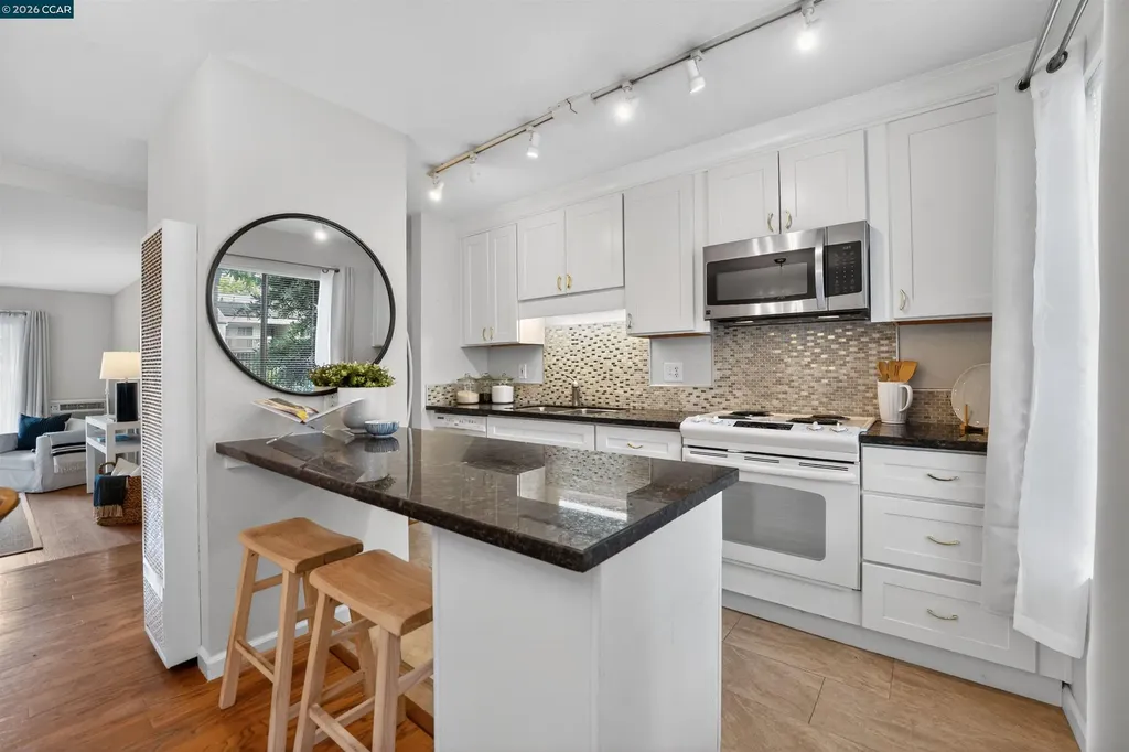 1241 Homestead Walnut Creek CA 94598