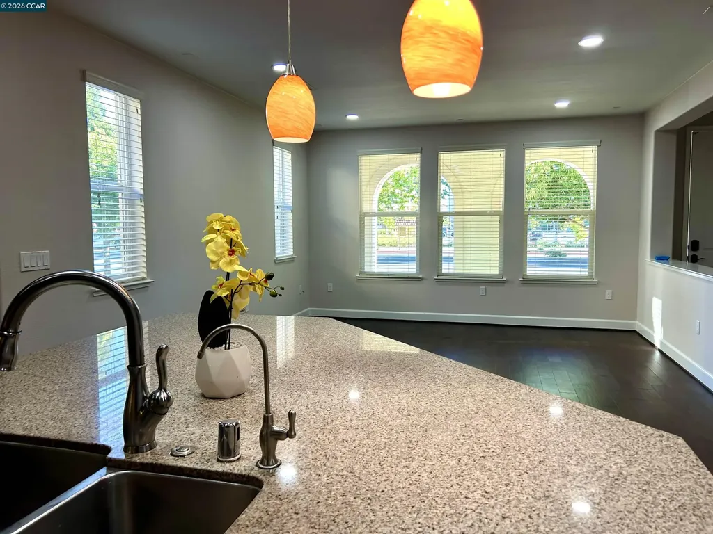3373 Central Parkway Dublin CA 94568