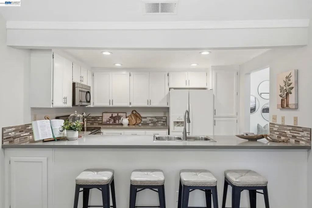 342 Lone Oak Drive Pleasanton CA 94566