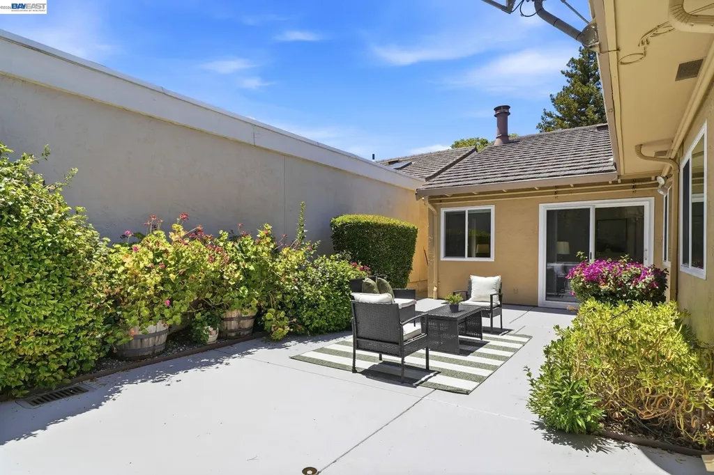 342 Lone Oak Drive Pleasanton CA 94566
