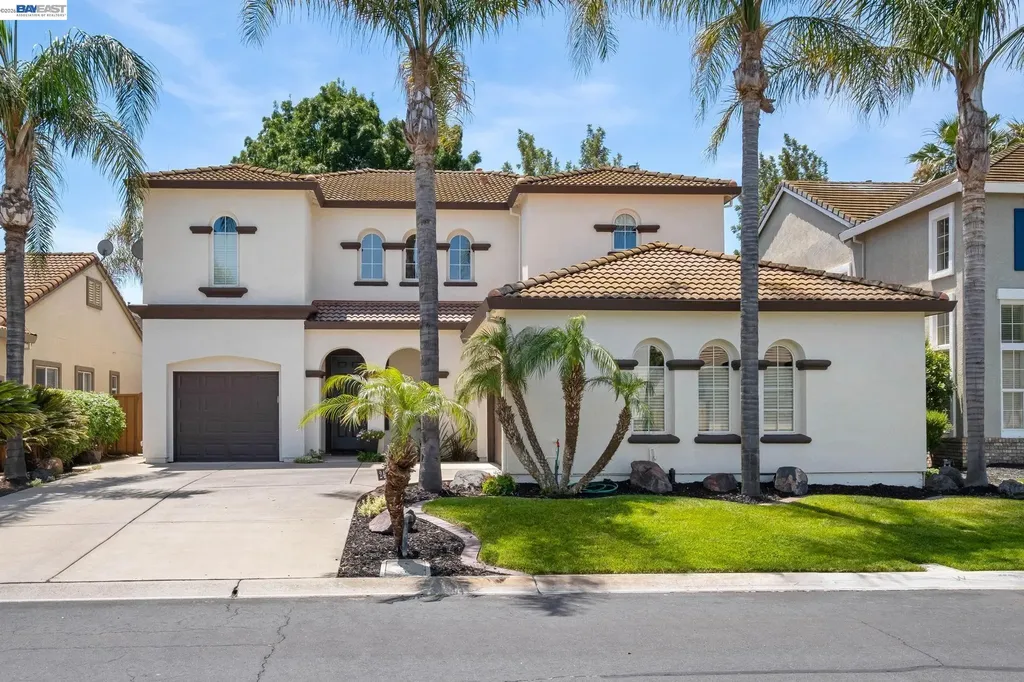 2466 Yosemite Way Discovery Bay CA 94505