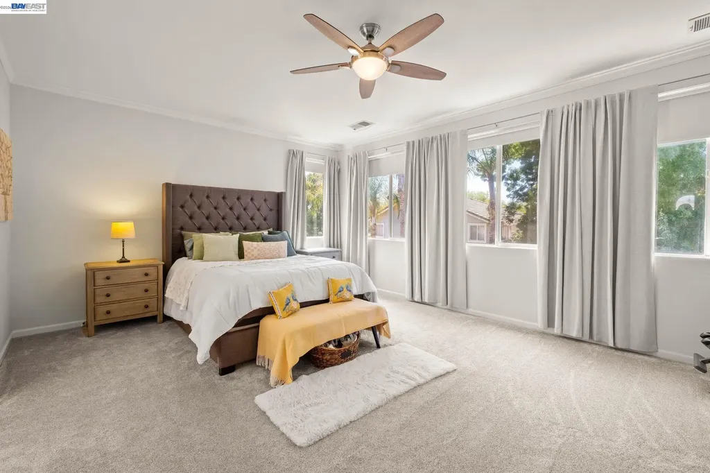 2466 Yosemite Way Discovery Bay CA 94505