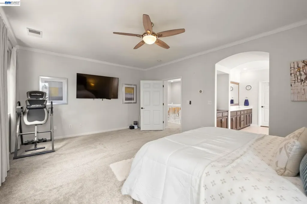 2466 Yosemite Way Discovery Bay CA 94505