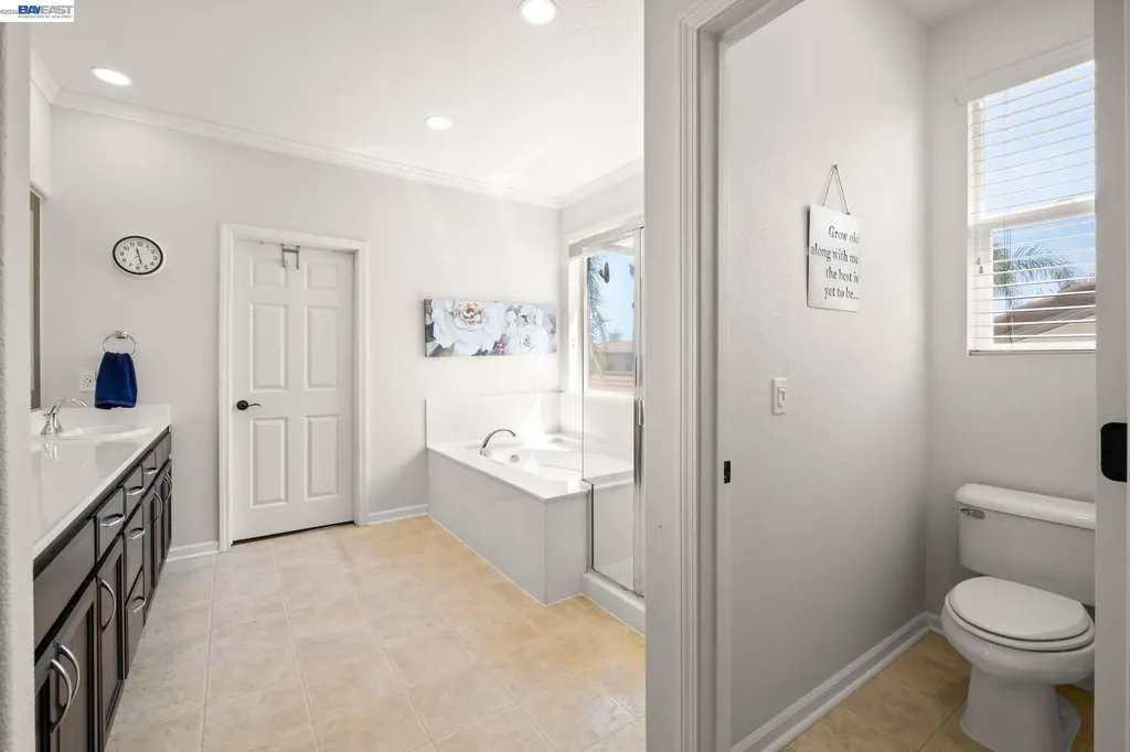 2466 Yosemite Way Discovery Bay CA 94505