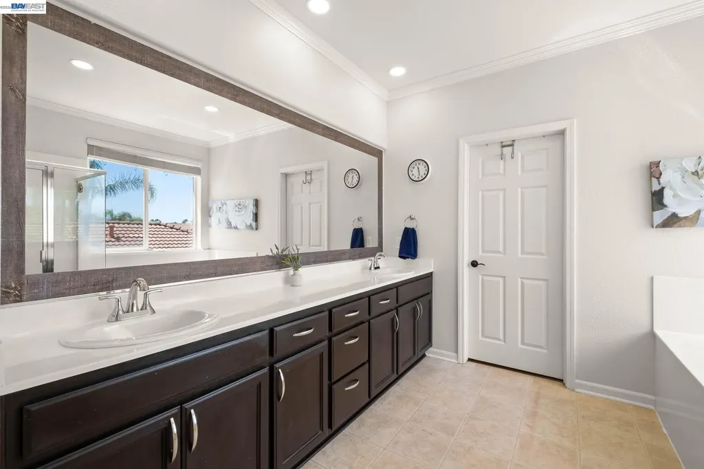 2466 Yosemite Way Discovery Bay CA 94505
