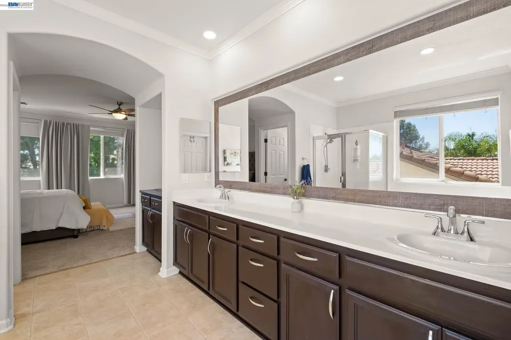 2466 Yosemite Way Discovery Bay CA 94505