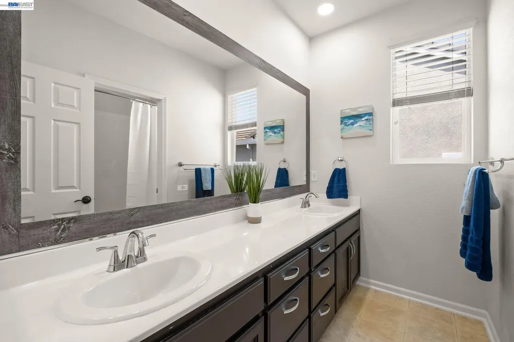 2466 Yosemite Way Discovery Bay CA 94505