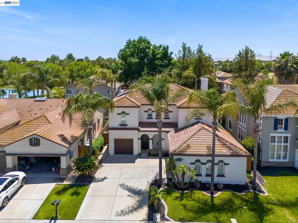 2466 Yosemite Way Discovery Bay CA 94505