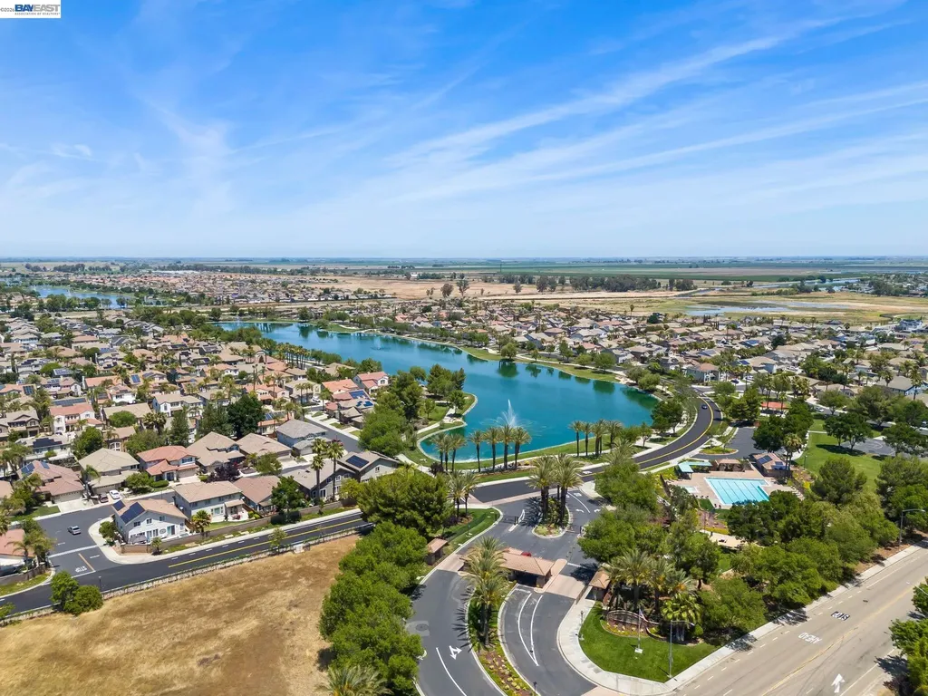 2466 Yosemite Way Discovery Bay CA 94505