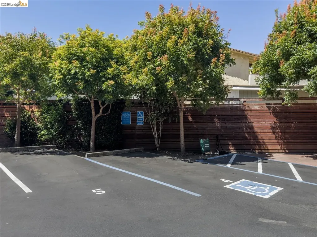 1406 San Pablo Avenue Berkeley CA 94702