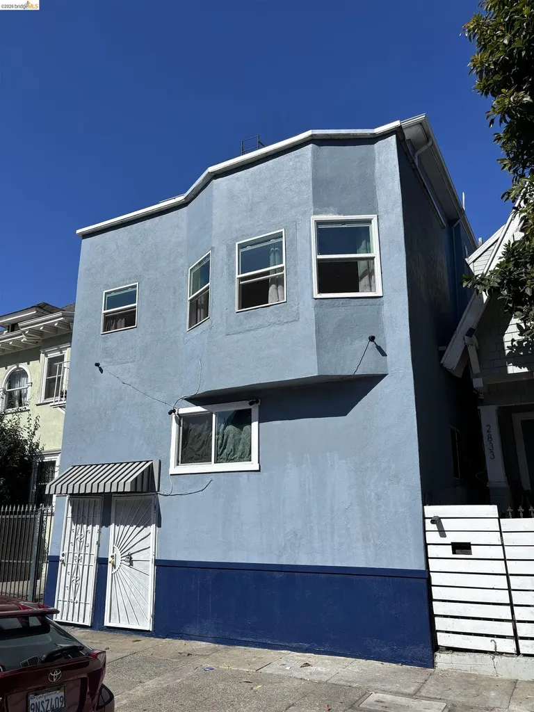 2831 Martin Luther King Jr Way Oakland CA 94609