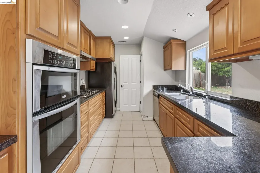 2465 Mountain View Drive Concord CA 94520