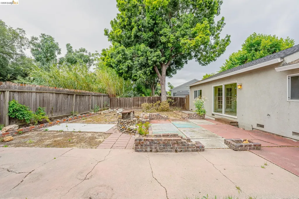2465 Mountain View Drive Concord CA 94520