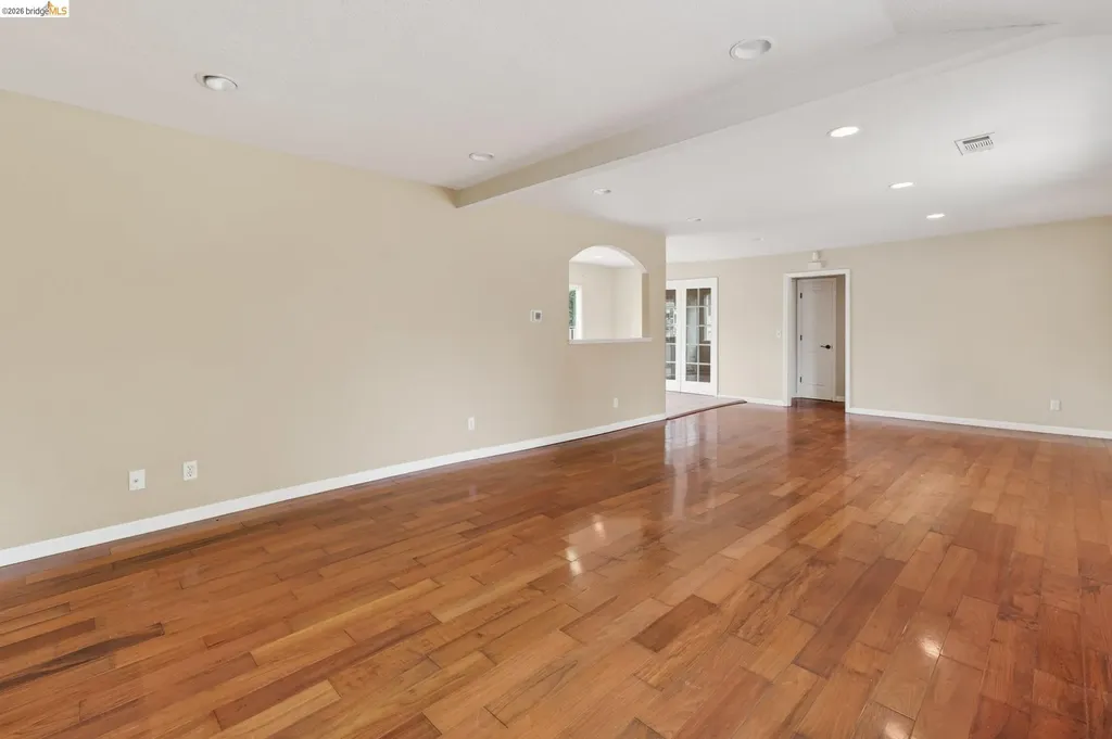 2465 Mountain View Drive Concord CA 94520