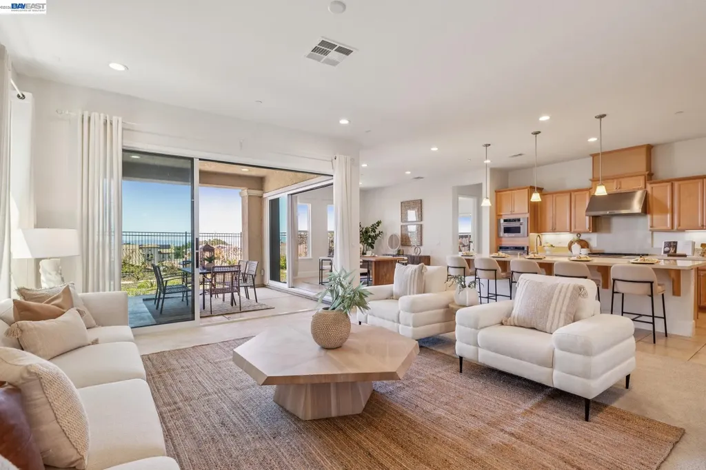 5 Stirling Way Hayward CA 94542