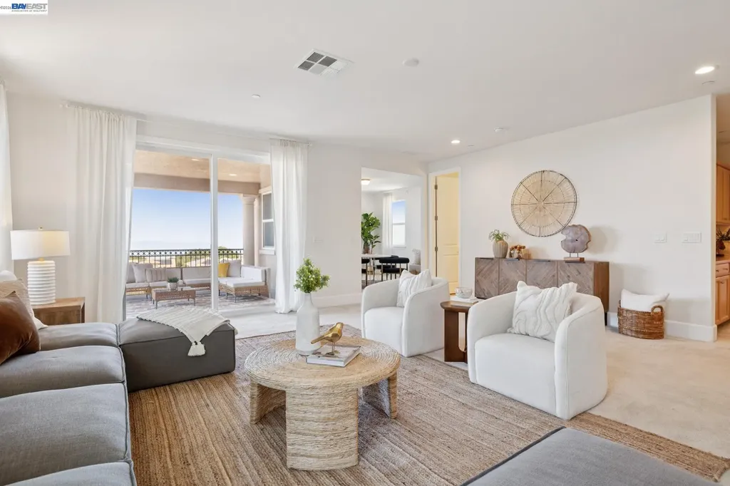 5 Stirling Way Hayward CA 94542