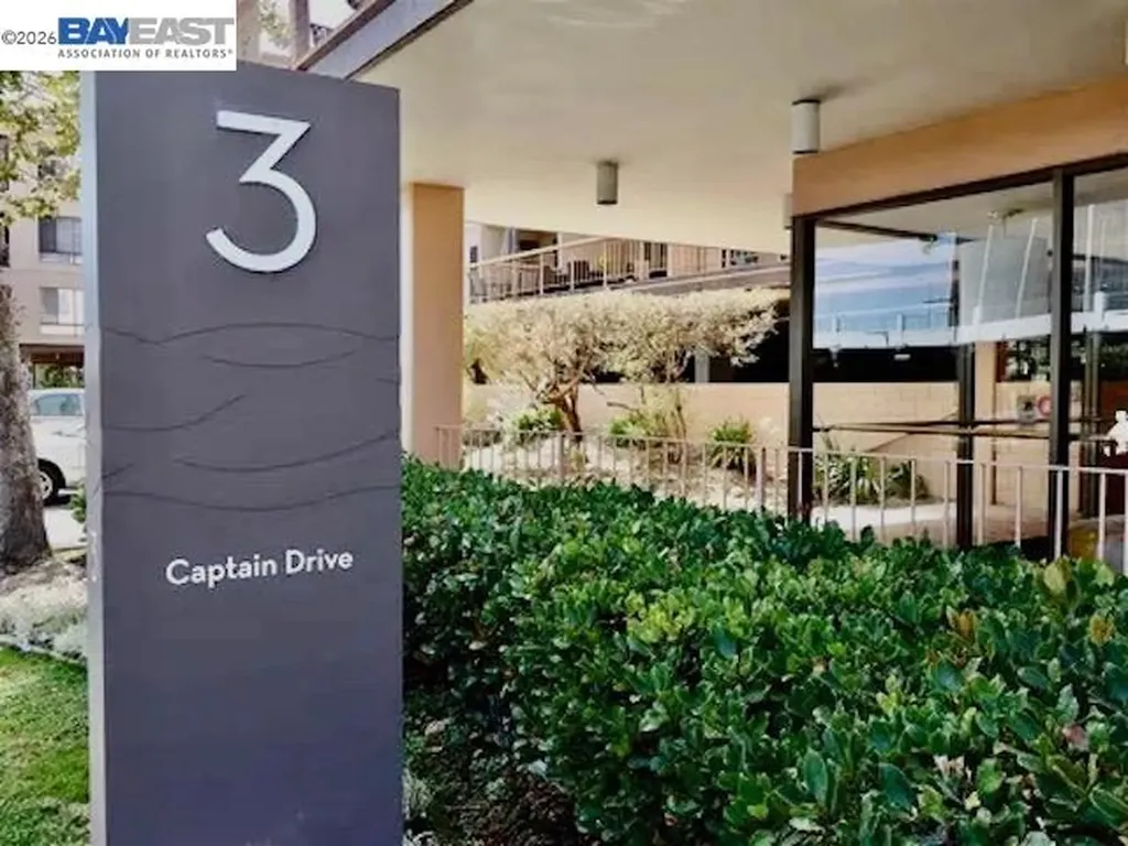 3 Captain Drive Emeryville CA 94608