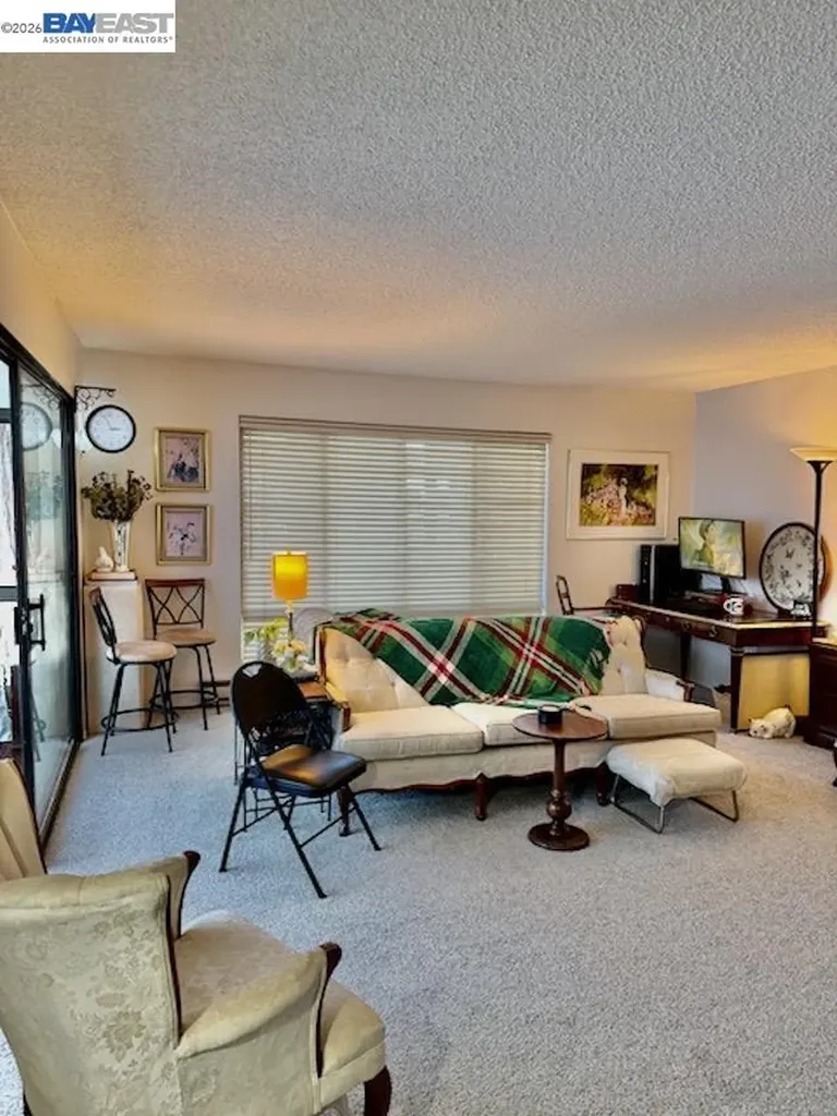 3 Captain Drive Emeryville CA 94608