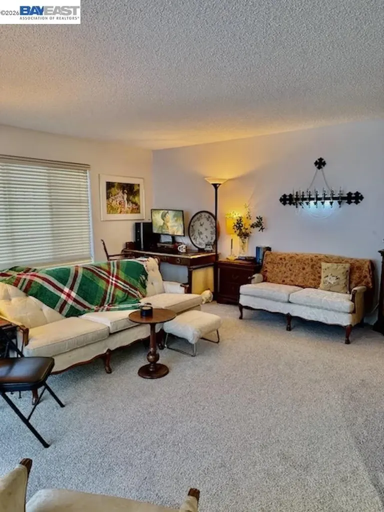 3 Captain Drive Emeryville CA 94608