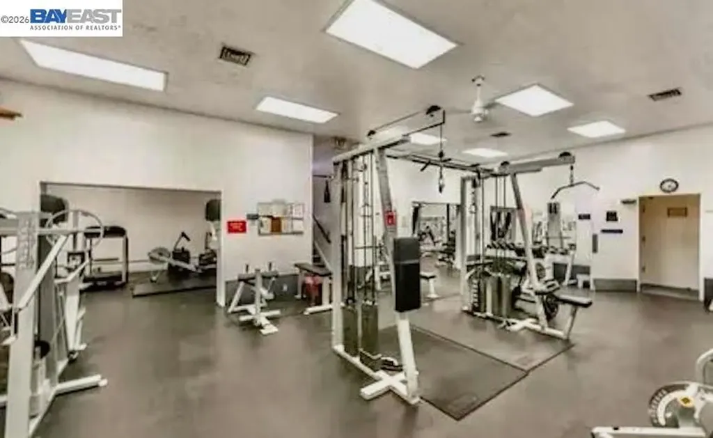 3 Captain Drive Emeryville CA 94608