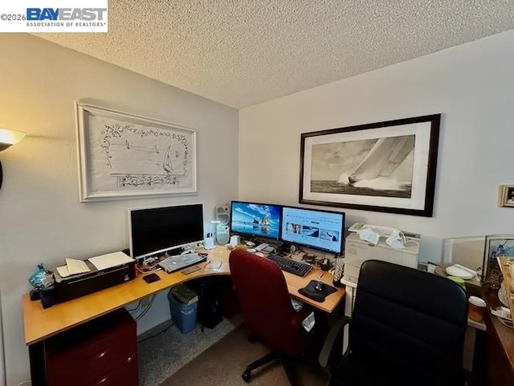3 Captain Drive Emeryville CA 94608
