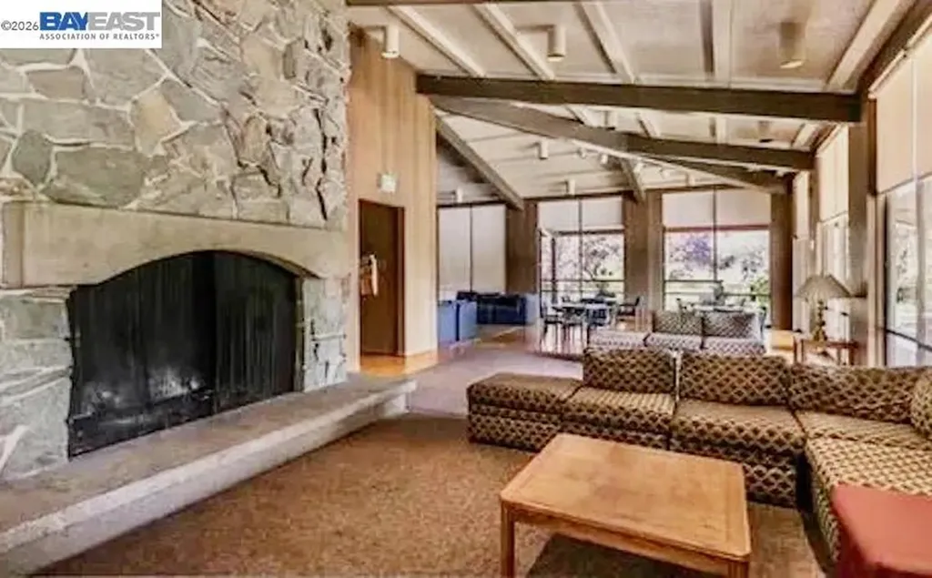 3 Captain Drive Emeryville CA 94608