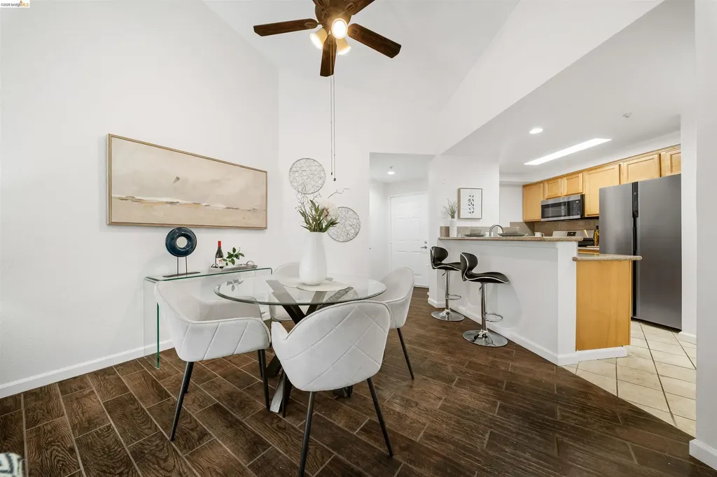 280 Caldecott Oakland CA 94618