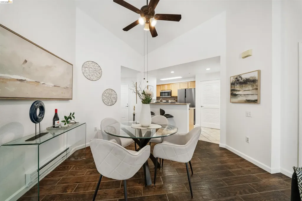 280 Caldecott Oakland CA 94618