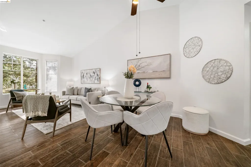 280 Caldecott Oakland CA 94618