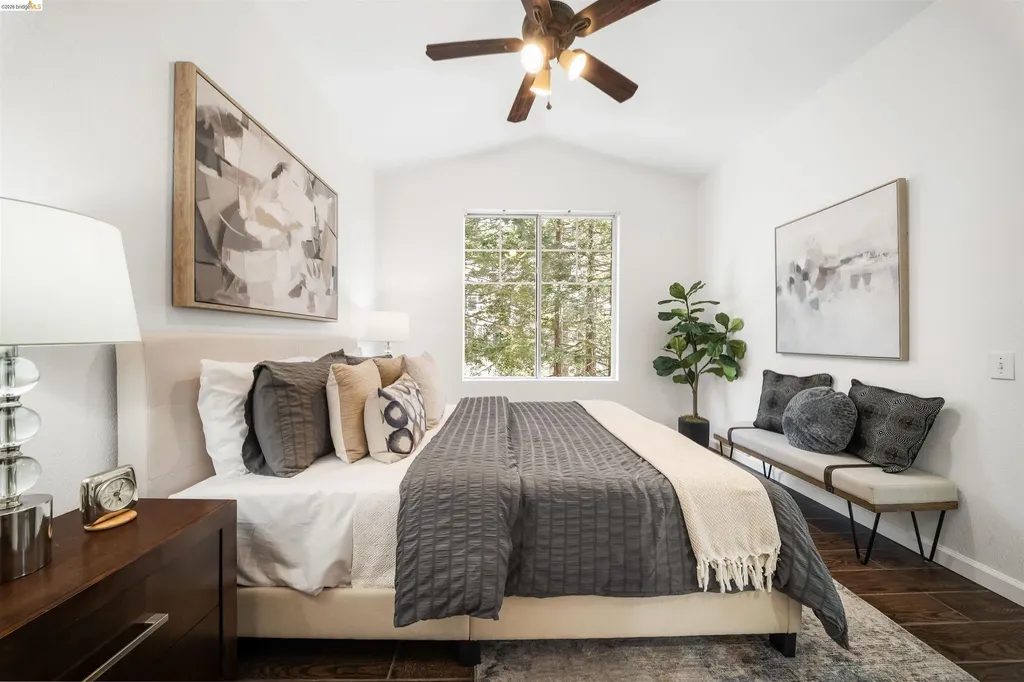 280 Caldecott Oakland CA 94618