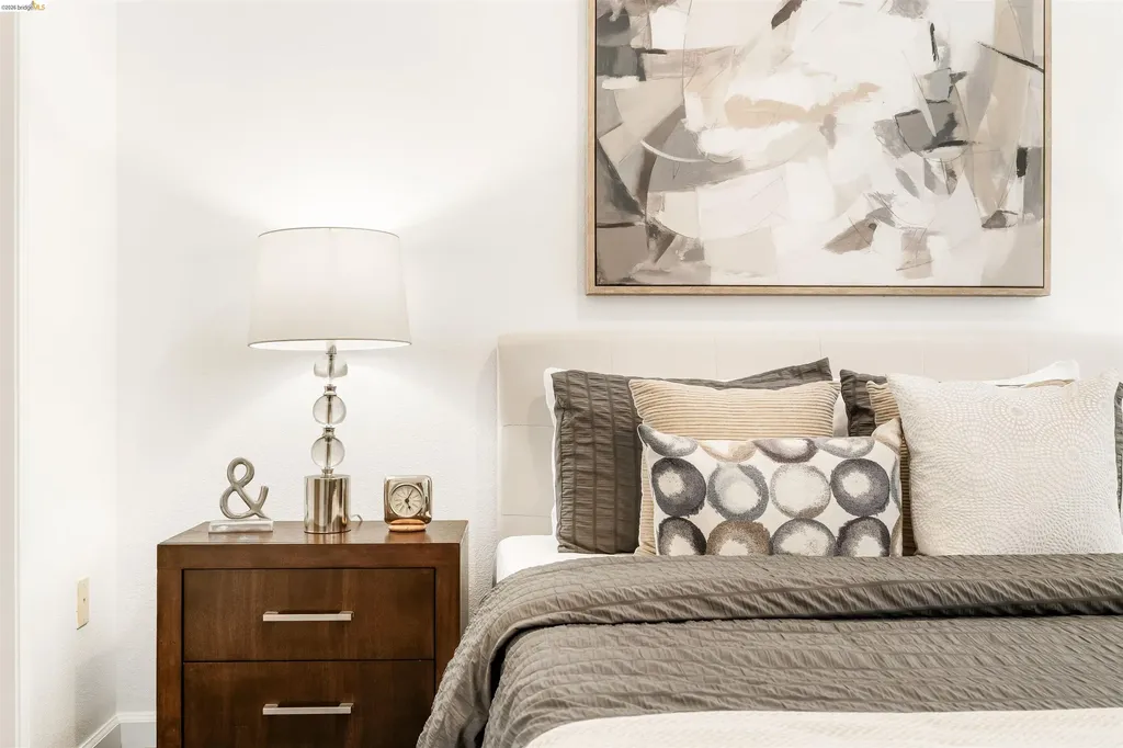 280 Caldecott Oakland CA 94618