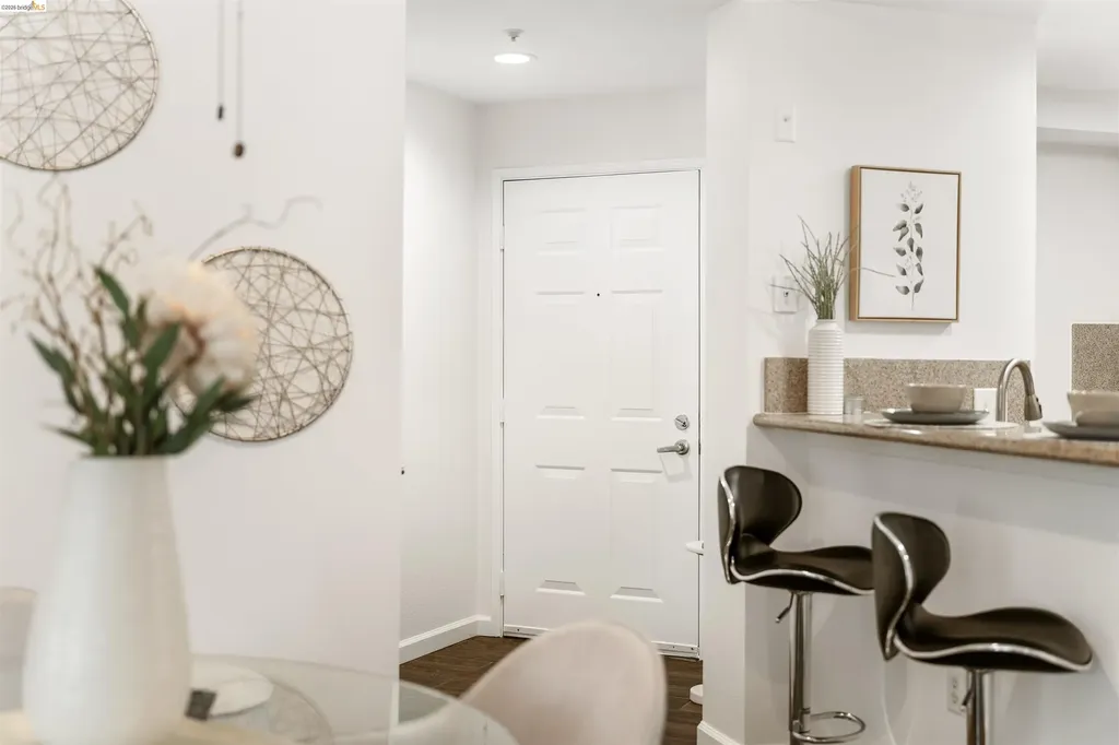 280 Caldecott Oakland CA 94618