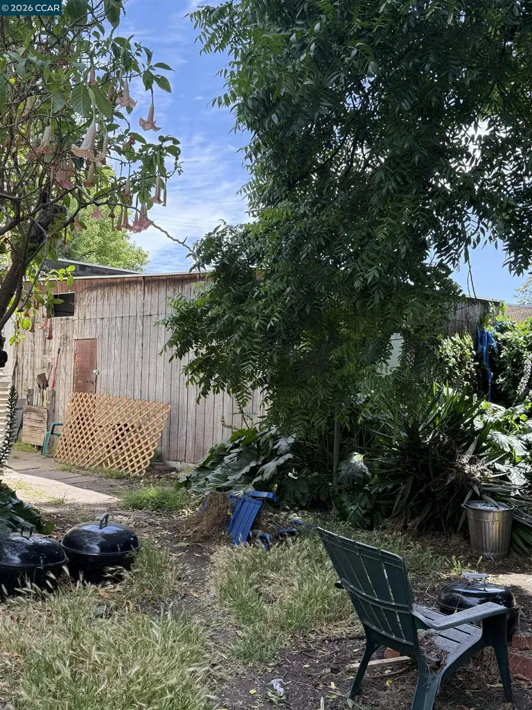 515 28th Street Oakland CA 94609