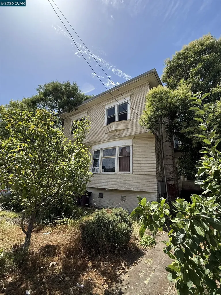 515 28th Street Oakland CA 94609