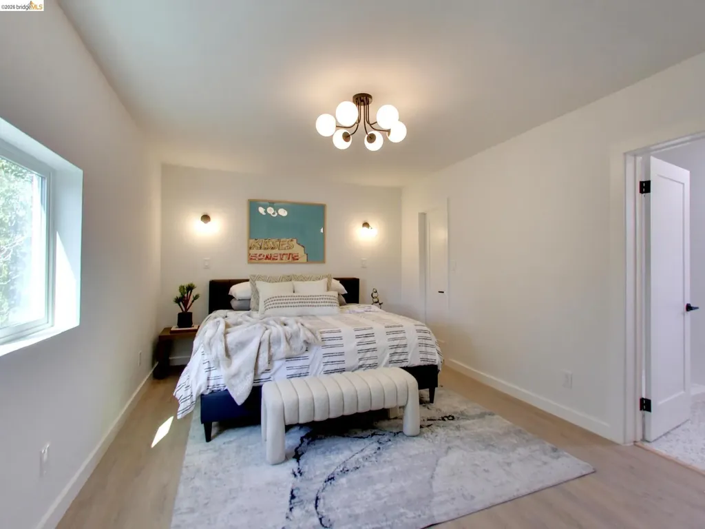 1047 48th Street Emeryville CA 94608