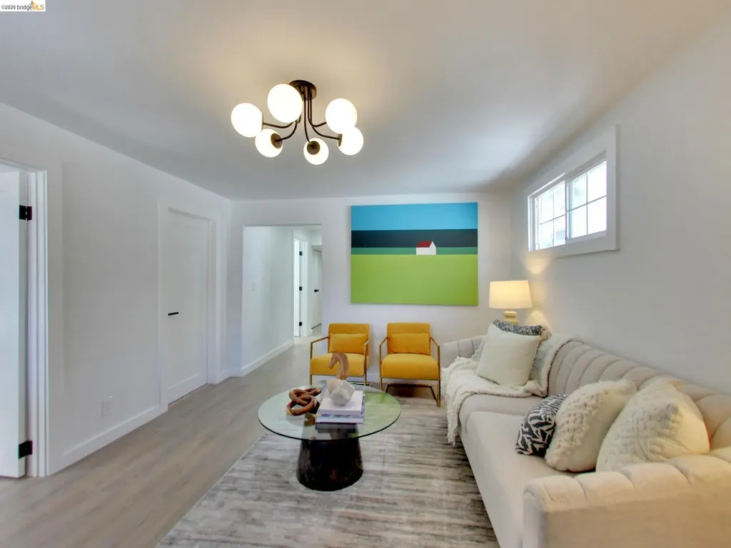 1047 48th Street Emeryville CA 94608