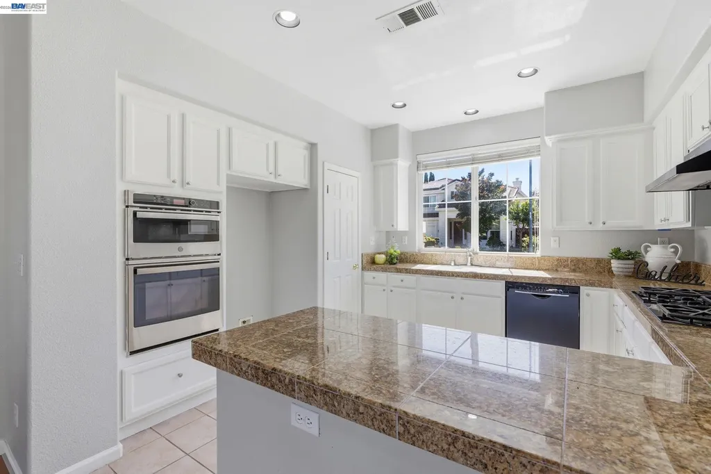 5315 Asterwood Drive Dublin CA 94568