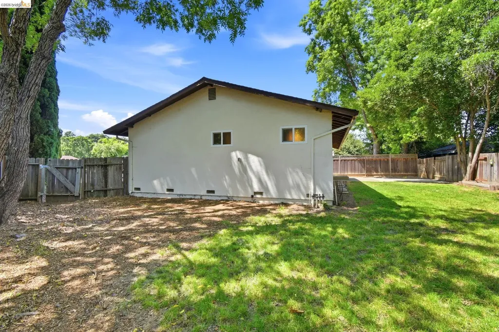 224 Amherst Court Vacaville CA 95687